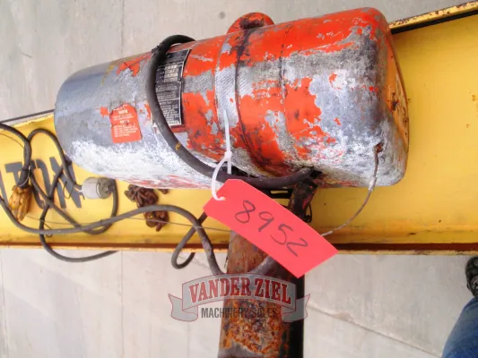 CM Model L 1 Ton Hoist with Pendant Control