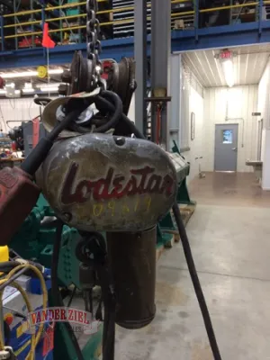 Lodestar 1/4 Ton Hoist