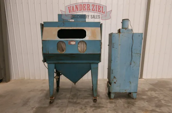 Universal Cleaning Sandblast Cabinet, 36" x 36"