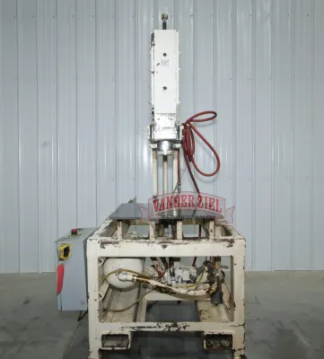 Toggle Press