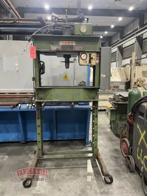 Dake 25 ton H-Frame Press, Model 8-025