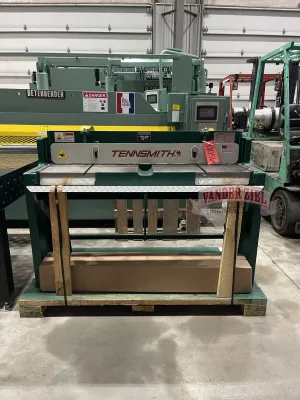 Tennsmith 16 GA x 52" Foot Squaring Shear, Model 52